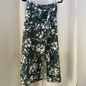 green floral print wrap skirt, medium